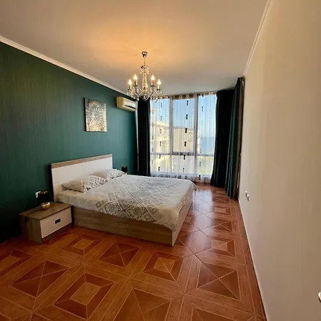 Sun Wave Deluxe Sea View Апартаменты *