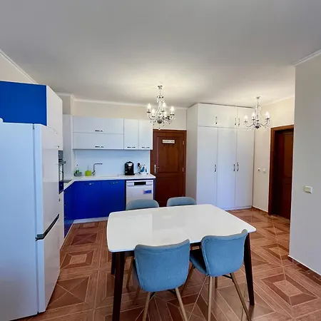 Sun Wave Deluxe Sea View Апартаменты